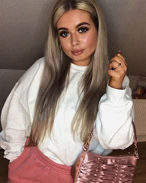 (@iamsaragold) • Instagram photos and videos.